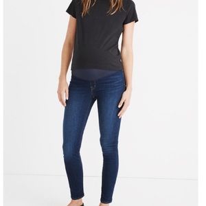 Sale! 🔥🔥🔥 Thyme Maternity Jeans Straight size XS